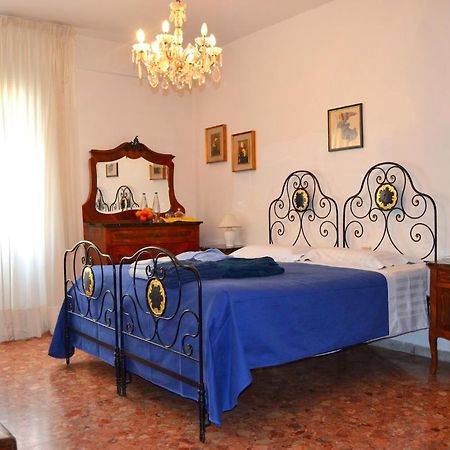 A B C Bologna In B&B Bolonha Quarto foto