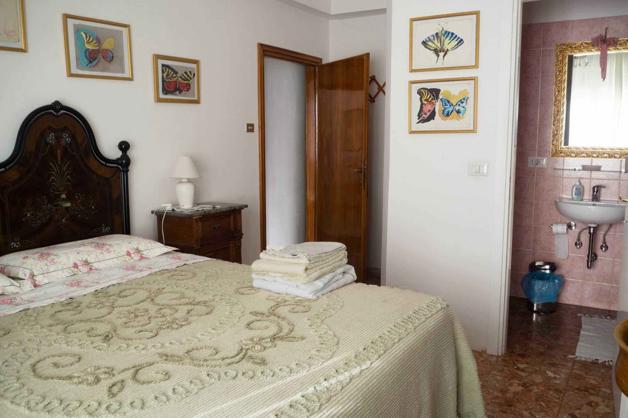 A B C Bologna In B&B Bolonha Exterior foto